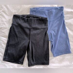 Lot of 2 Gap Fit Women’s Biker Shorts Size M